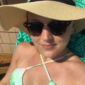 Meet your Posher, Erin